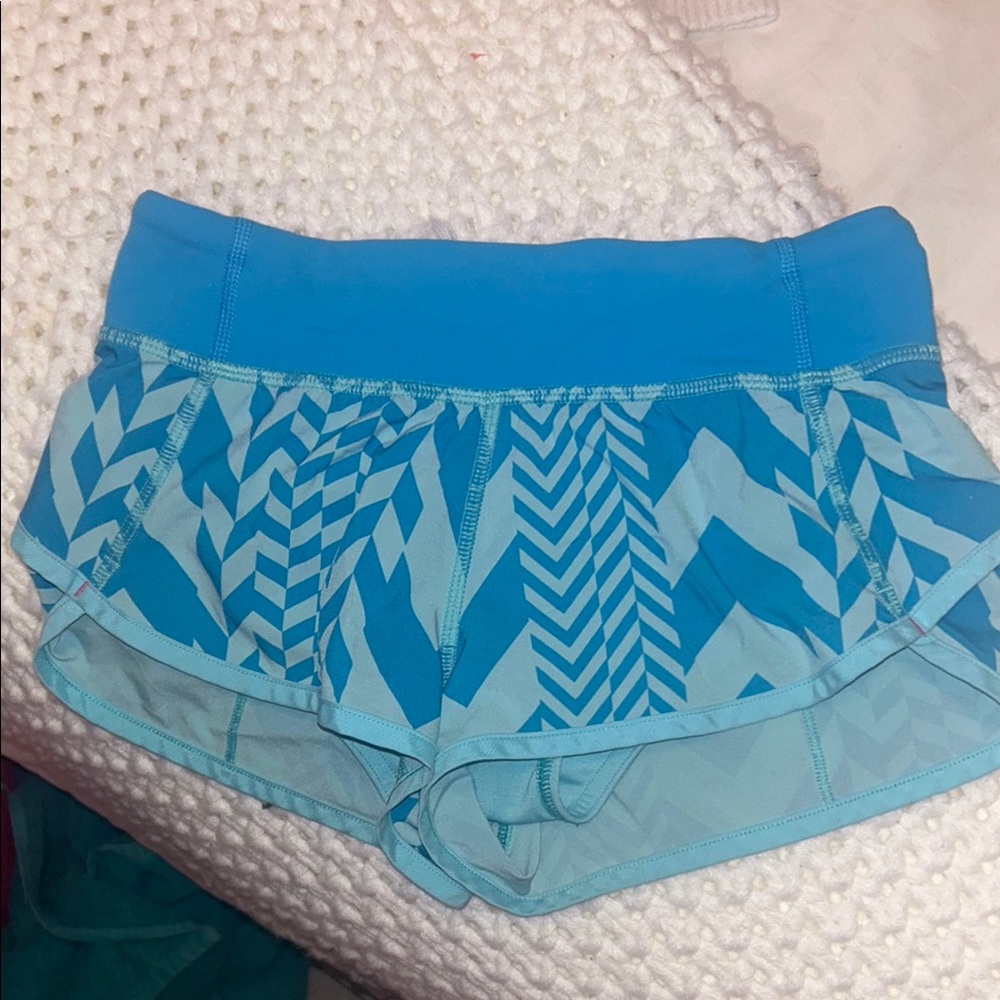 Girls size 7 Iviva by Lululemon shorts